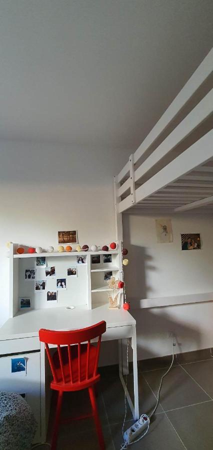 Appartement A 10 Min A Pied De La Plage De Νίκαια Εξωτερικό φωτογραφία