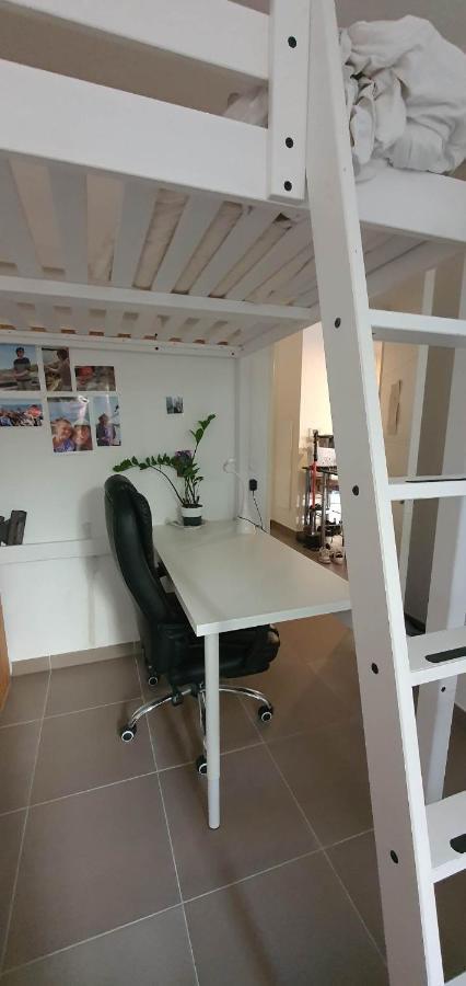 Appartement A 10 Min A Pied De La Plage De Νίκαια Εξωτερικό φωτογραφία