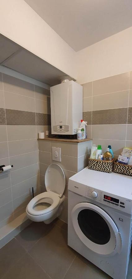 Appartement A 10 Min A Pied De La Plage De Νίκαια Εξωτερικό φωτογραφία